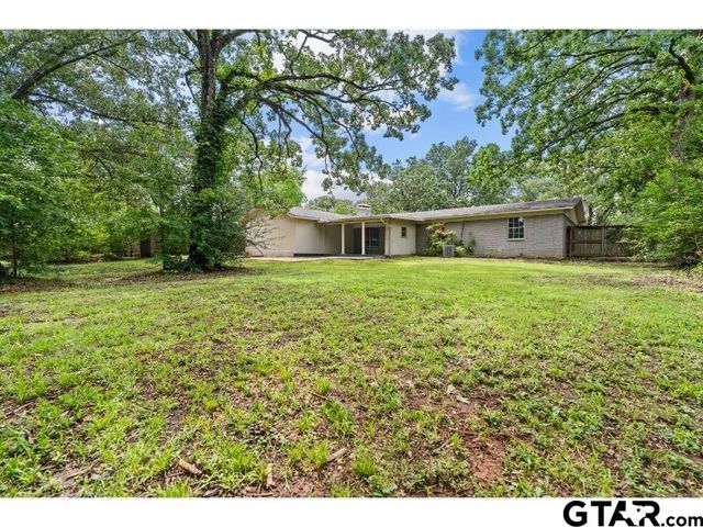 526 Ronnette Dr, Tyler, TX 75703