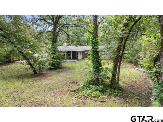 526 Ronnette Dr, Tyler, TX 75703
