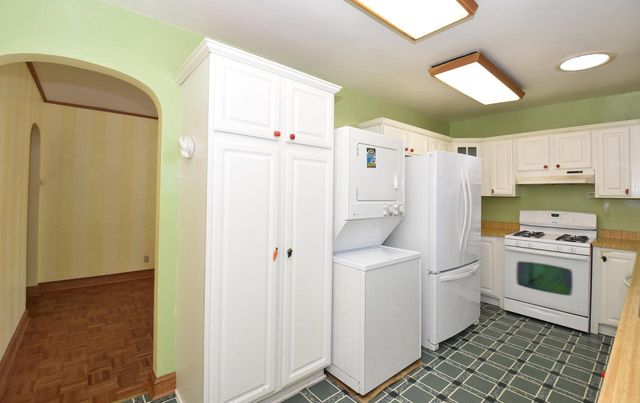 3808 21st AVENUE, Kenosha, WI 53140