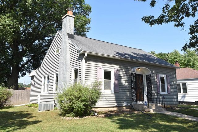 3808 21st AVENUE, Kenosha, WI 53140