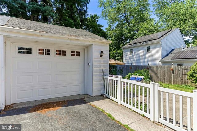 416 VALLEY VIEW RD, Media, PA 19063