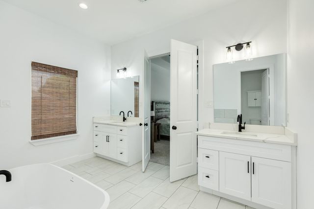 2527 Turberry Drive, West Columbia, TX 77486