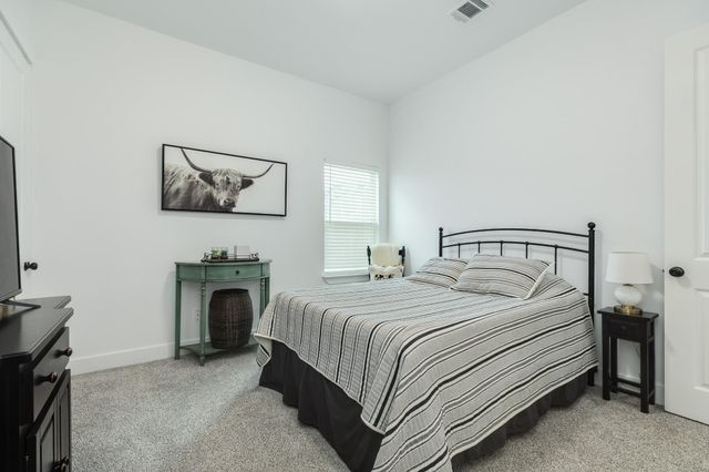 2527 Turberry Drive, West Columbia, TX 77486