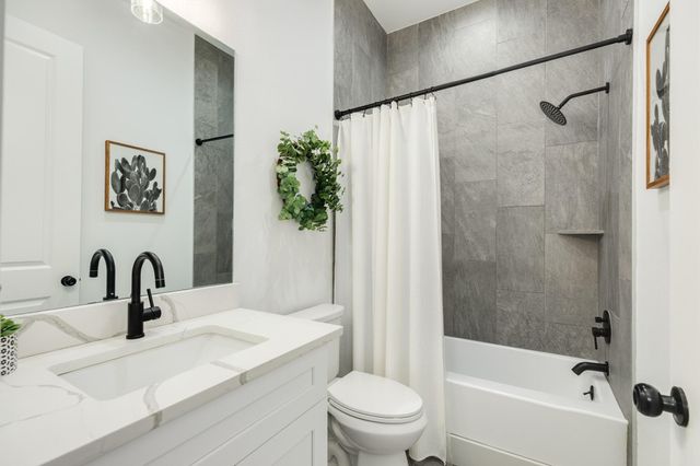 2527 Turberry Drive, West Columbia, TX 77486