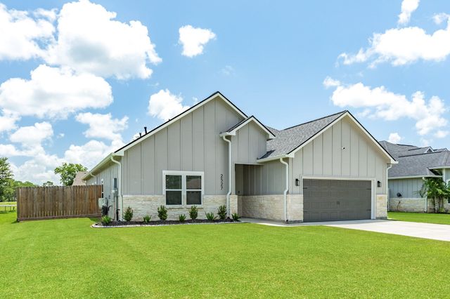 2527 Turberry Drive, West Columbia, TX 77486