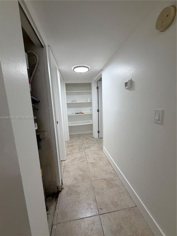 8065 SW 107th Avenue 201, Miami, FL 33173