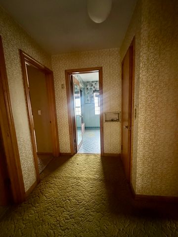 7000 W Henderson Street, Chicago, IL 60634