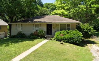 8116 Wayne Avenue, Kansas City, MO 64131