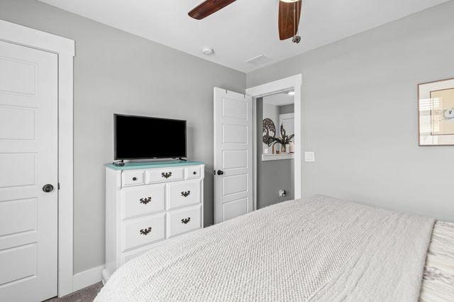 3964 Hillyard Street, North Charleston, SC 29405