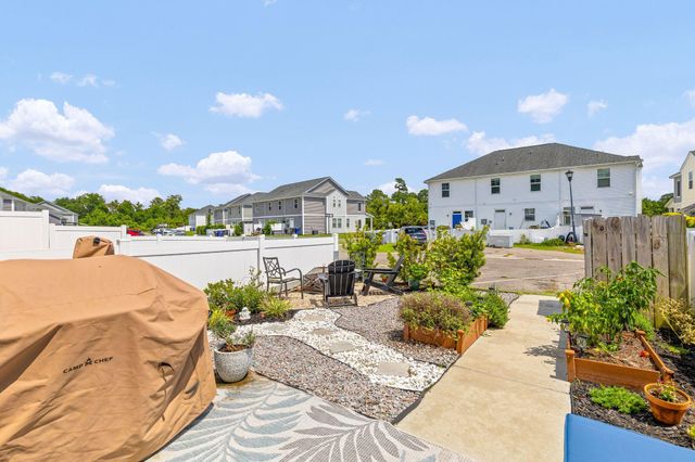 3964 Hillyard Street, North Charleston, SC 29405