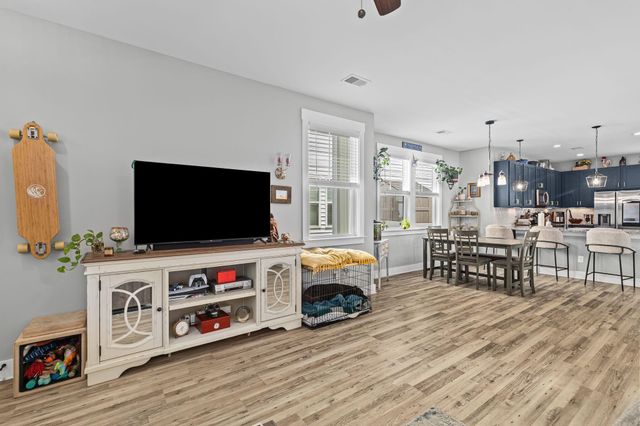 3964 Hillyard Street, North Charleston, SC 29405
