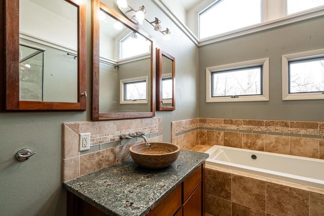 9251 N Tennyson DRIVE, Bayside, WI 53217