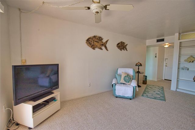 200 N THE ESPLANADE C-9, Venice, FL 34285
