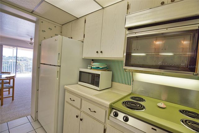 200 N THE ESPLANADE C-9, Venice, FL 34285