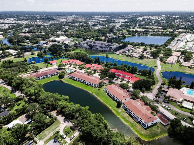 1400 WATER VIEW DRIVE W 202, Largo, FL 33771