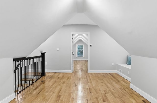 35 Oak St, Tewksbury, MA 01876