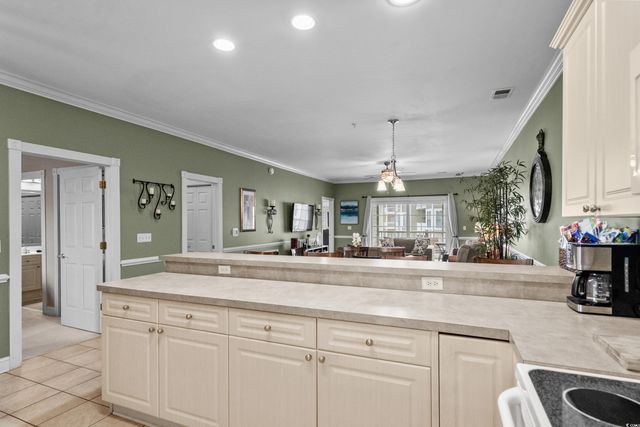 4895 Luster Leaf Cir Apt 304, Myrtle Beach, SC 29577