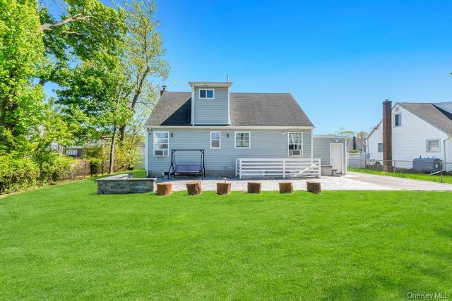 259 N Rutherford Avenue, Massapequa, NY 11758