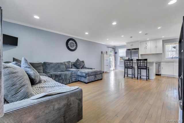 259 N Rutherford Avenue, Massapequa, NY 11758