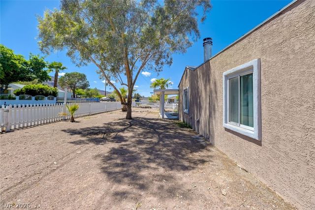 402 Ilmenite Way, Henderson, NV 89015