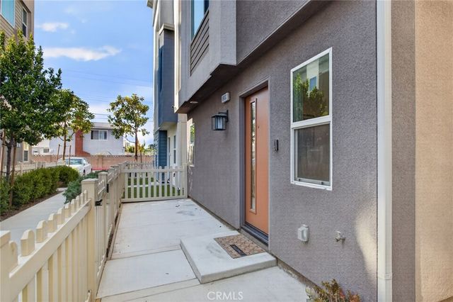 10881 Scottsbluff, Stanton, CA 90680