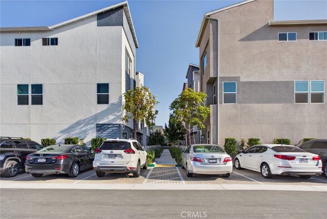 10881 Scottsbluff, Stanton, CA 90680