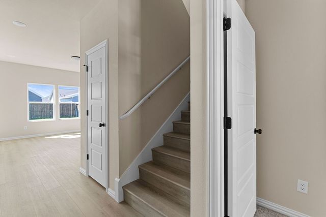 221 Marble Creek Drive, Fort Worth, TX 76131