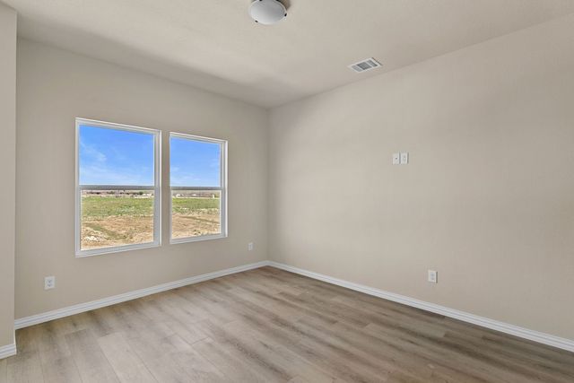 221 Marble Creek Drive, Fort Worth, TX 76131