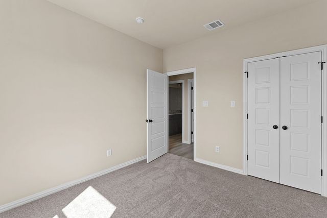 221 Marble Creek Drive, Fort Worth, TX 76131