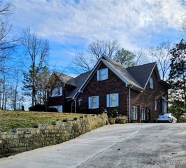 8615 NE Forrestal, Tuscaloosa, AL 35406