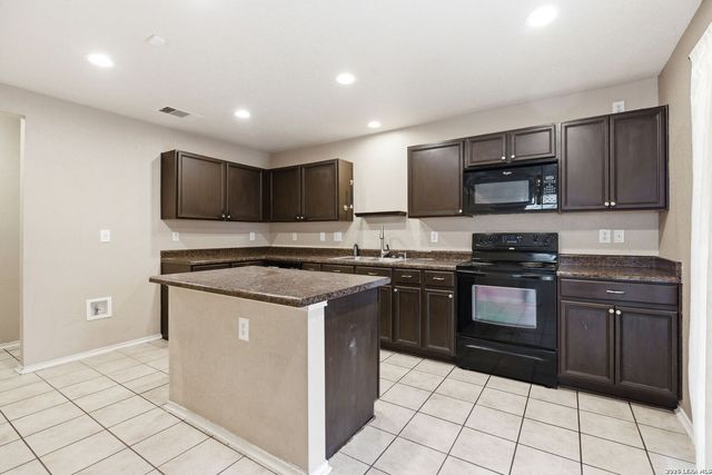 11110 Anarbor Fld, San Antonio, TX 78254