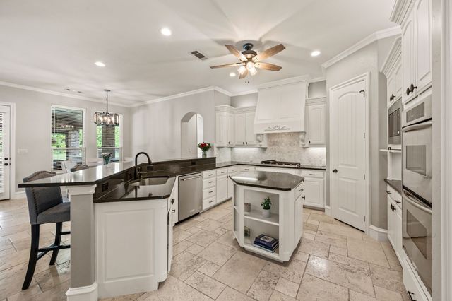 180 Whistling Duck Lane, Double Oak, TX 75077