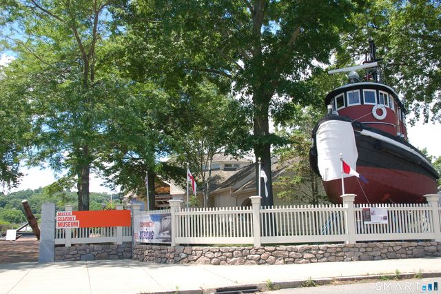 166 Old Evarts Lane, Groton, CT 06355