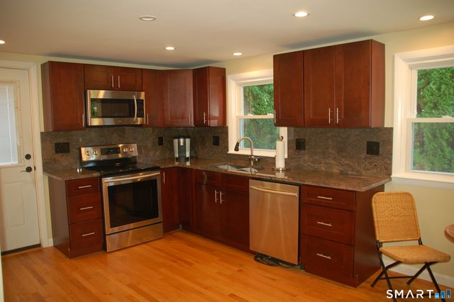 166 Old Evarts Lane, Groton, CT 06355