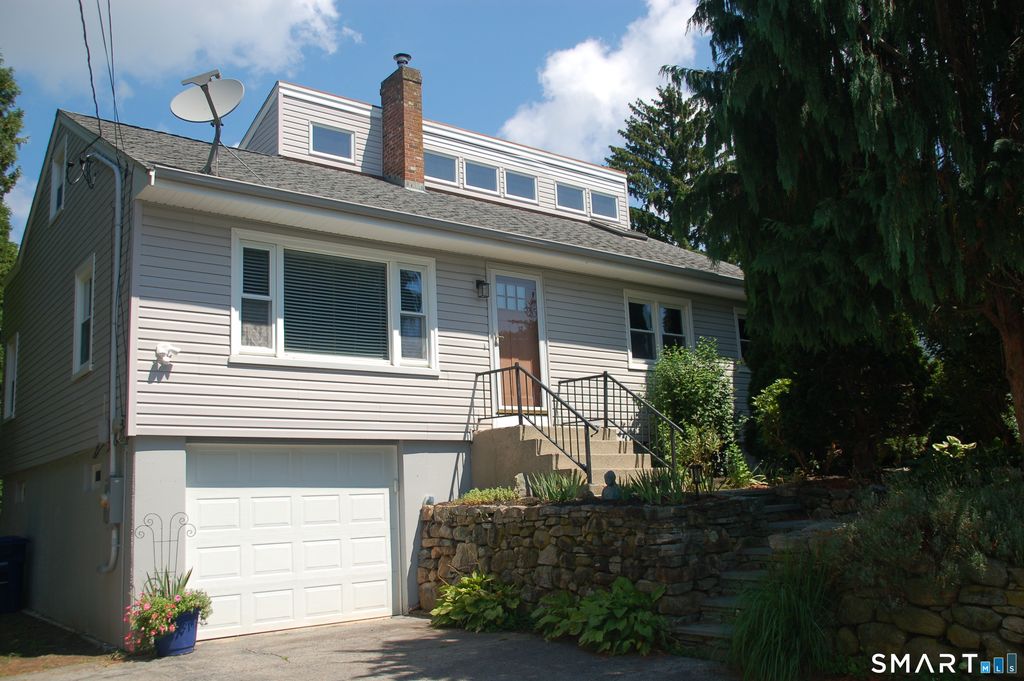 166 Old Evarts Lane, Groton, CT 06355