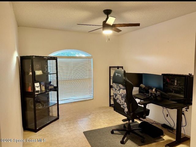 2089 Redwood Circle NE, Palm Bay, FL 32905