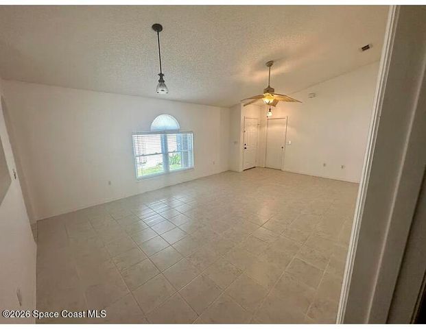 2089 Redwood Circle NE, Palm Bay, FL 32905