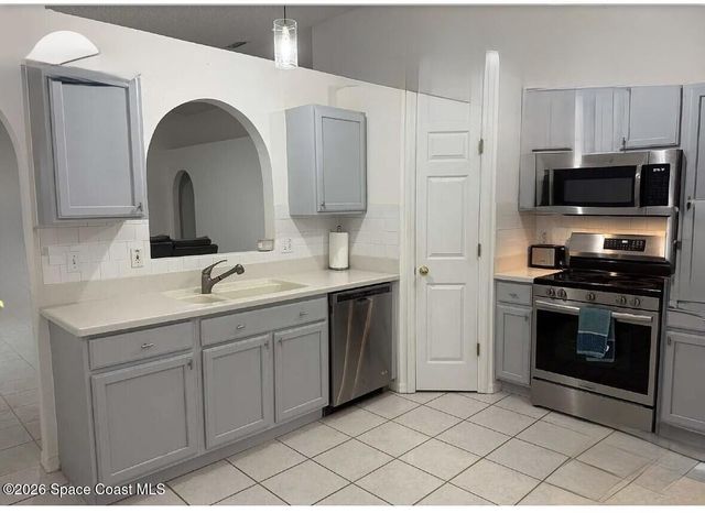 2089 Redwood Circle NE, Palm Bay, FL 32905