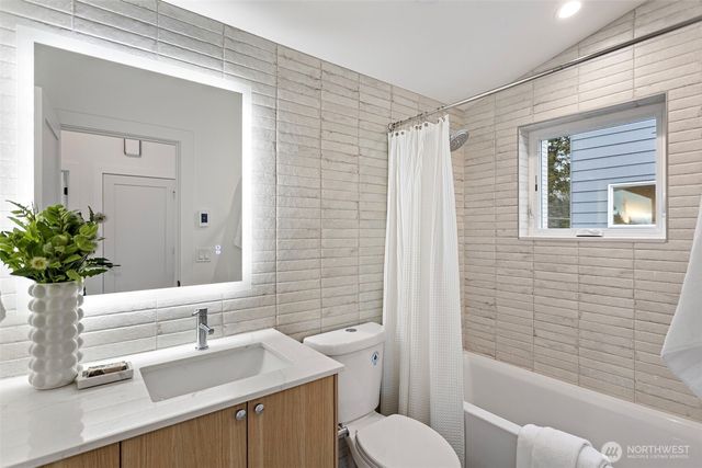 2510 NW 80th Street, Seattle, WA 98117