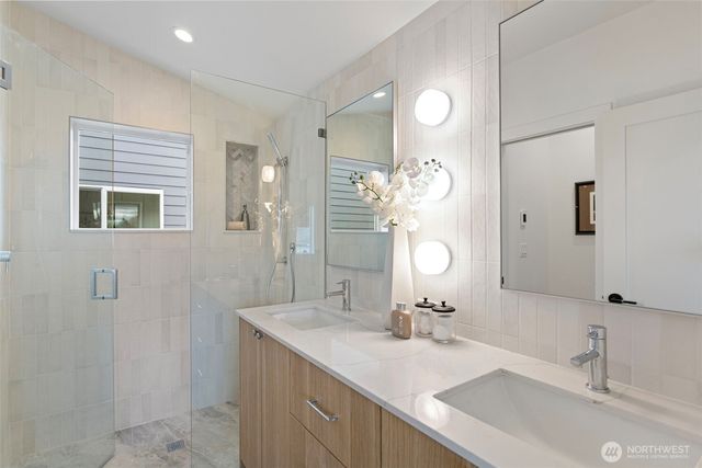 2510 NW 80th Street, Seattle, WA 98117