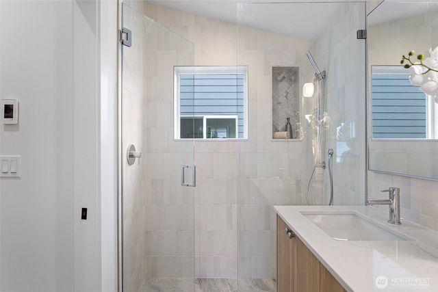 2510 NW 80th Street, Seattle, WA 98117