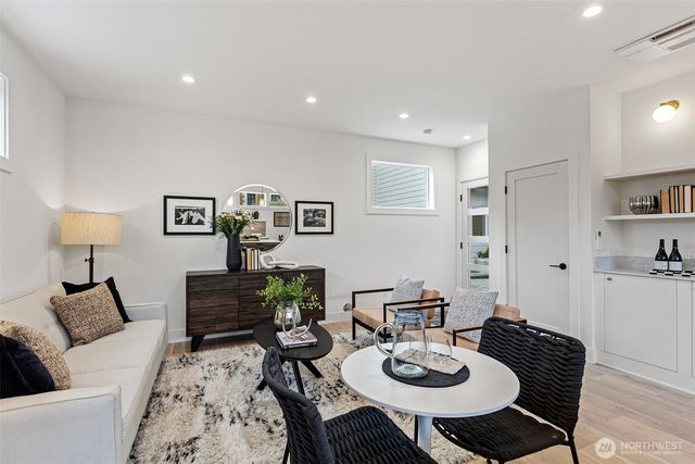 2510 NW 80th Street, Seattle, WA 98117