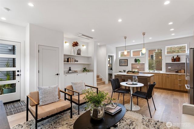 2510 NW 80th Street, Seattle, WA 98117