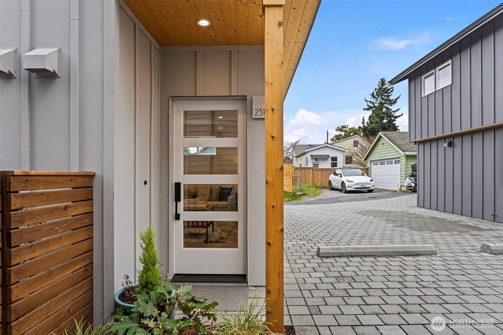 2510 NW 80th Street, Seattle, WA 98117