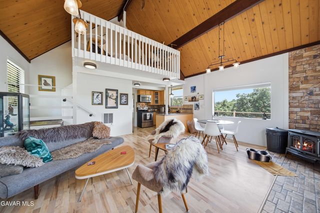 27200 Bear Valley Road, Tehachapi, CA 93561