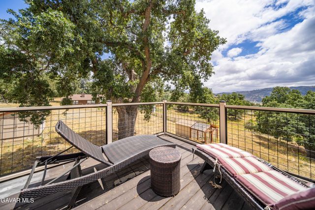 27200 Bear Valley Road, Tehachapi, CA 93561