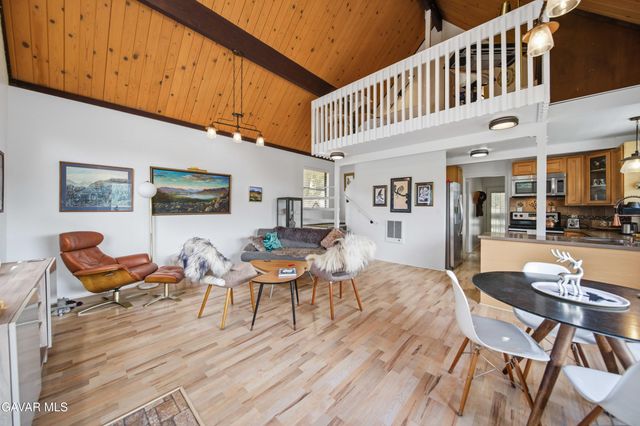 27200 Bear Valley Road, Tehachapi, CA 93561