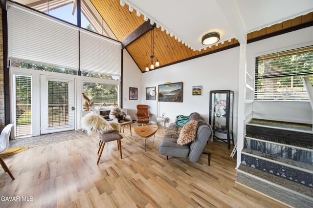 27200 Bear Valley Road, Tehachapi, CA 93561