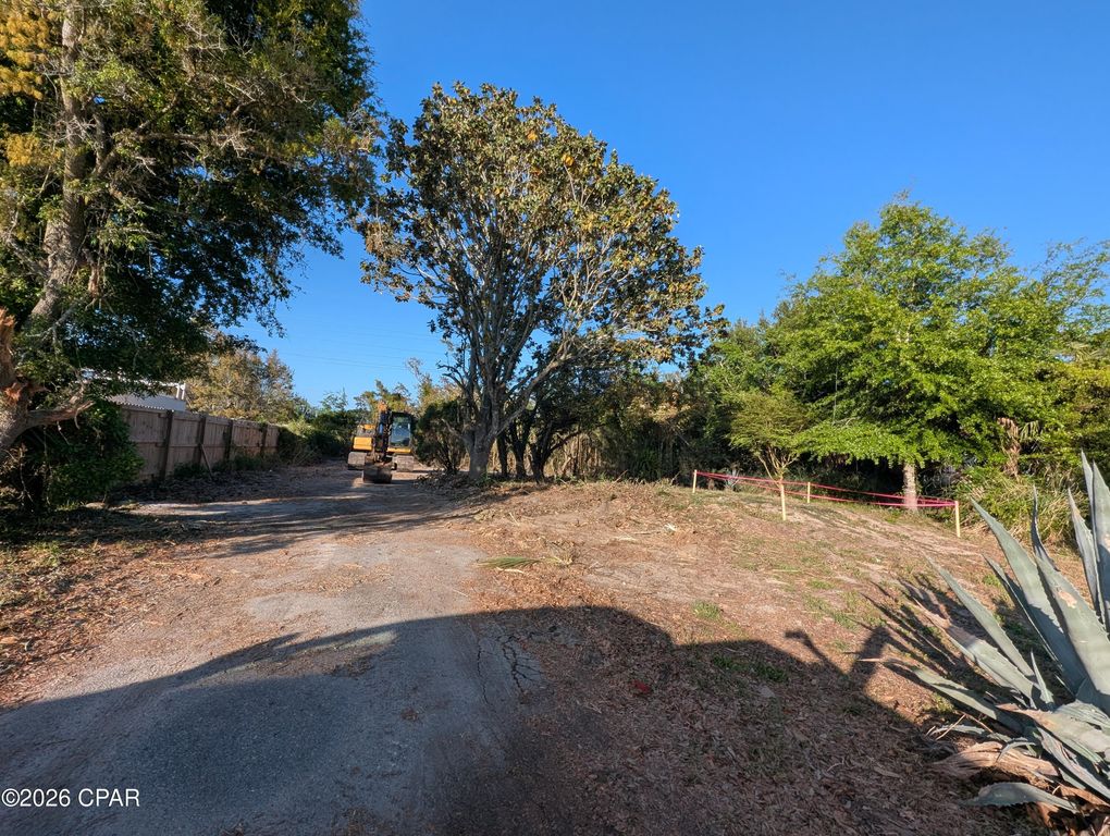 2334 Grand Oaks Lane, Panama City, FL 32408