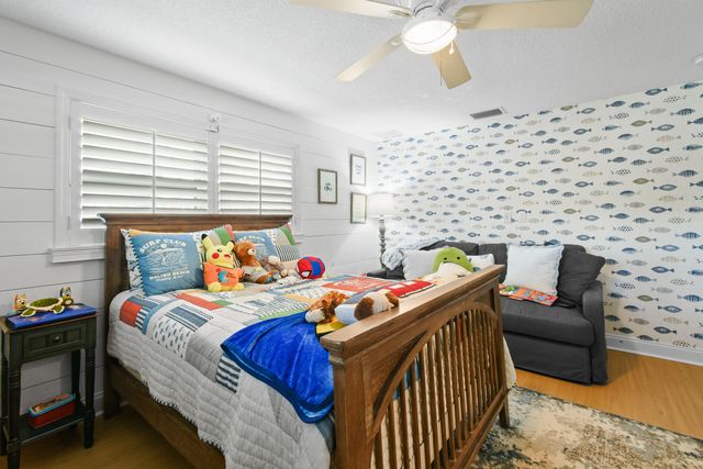 106 Windsor Road E, Jupiter, FL 33469